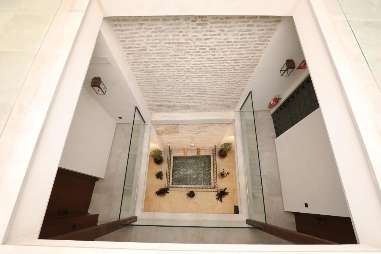Casa Senorial Del Siglo XVIII Aparthotel Sevilla Exterior foto