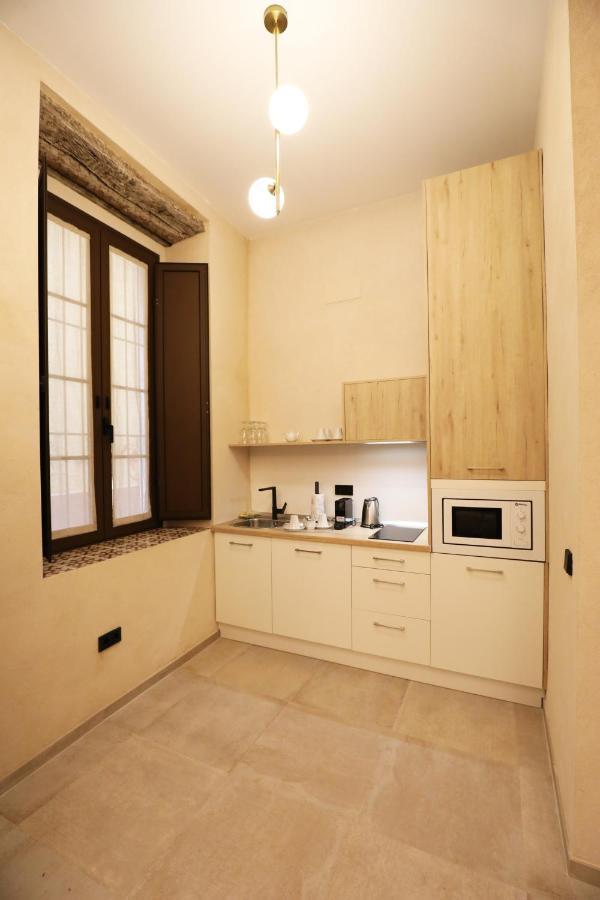 Casa Senorial Del Siglo XVIII Aparthotel Sevilla Exterior foto